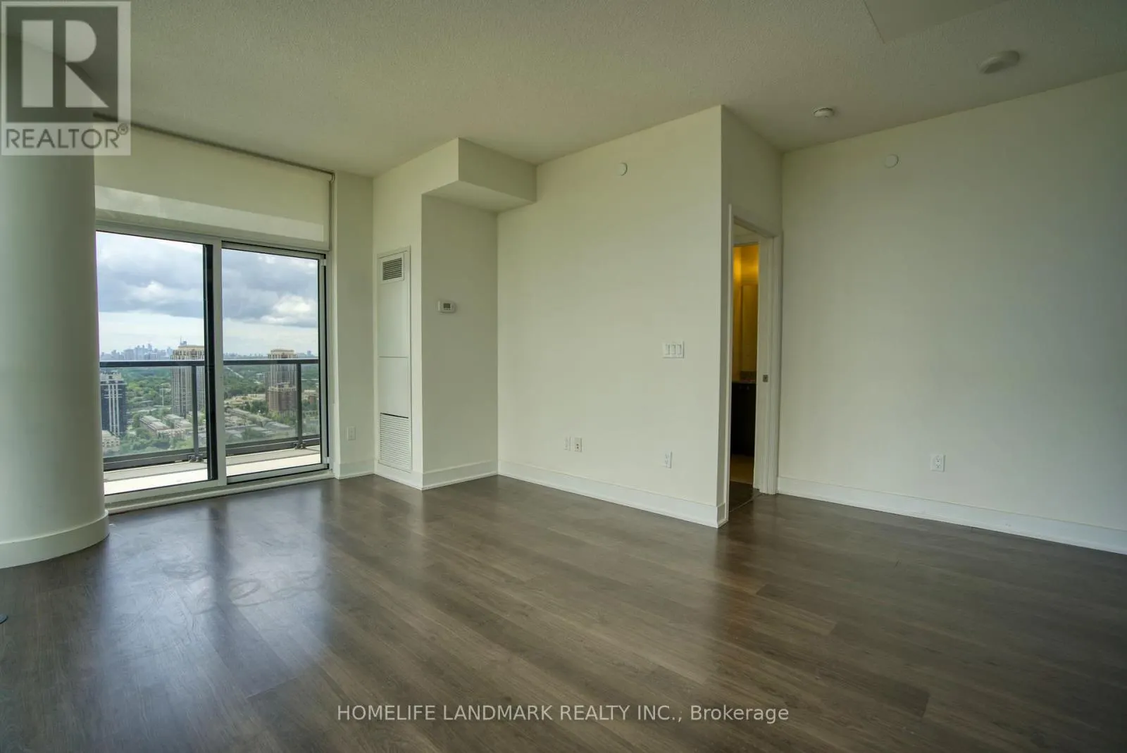 3402 - 88 SHEPPARD AVENUE E