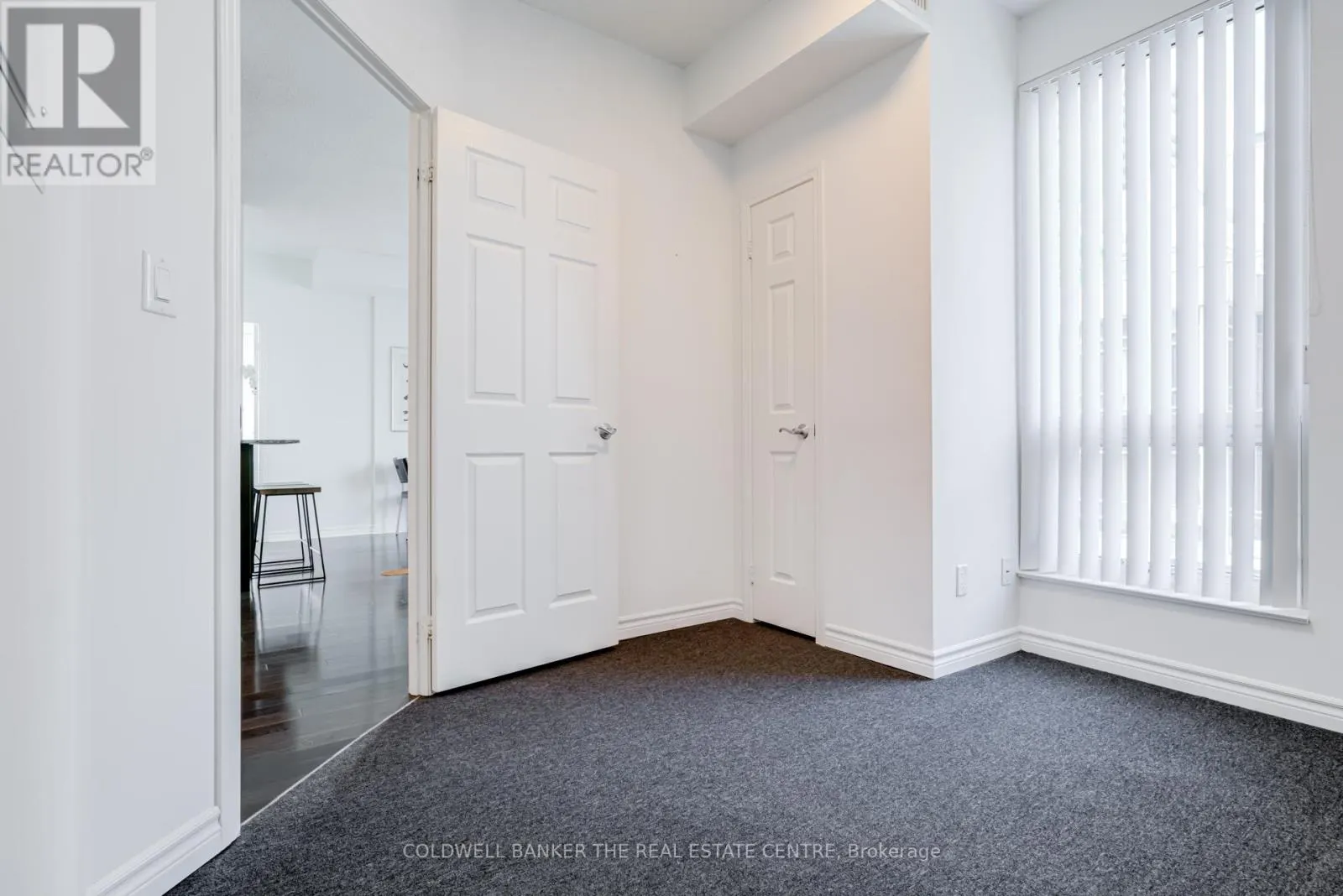 310 - 18 HOLMES AVENUE