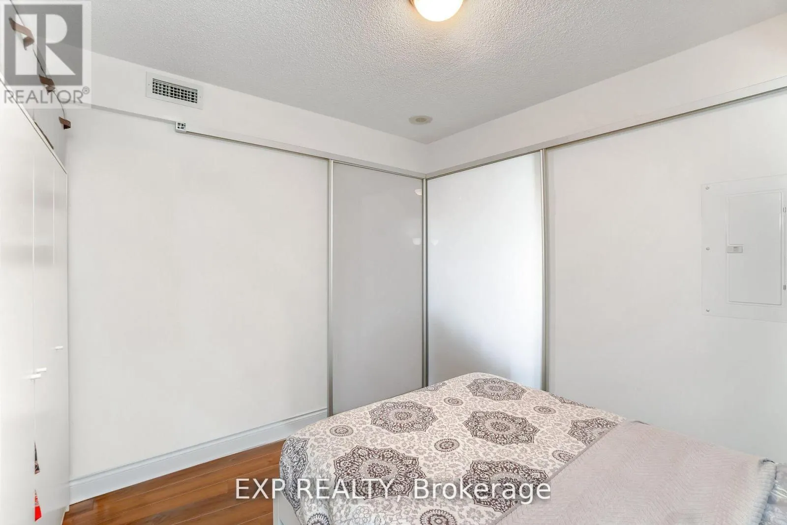 308 - 28 TED ROGERS WAY