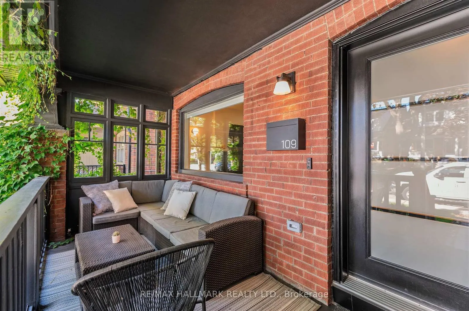 109 DOUGLAS AVENUE