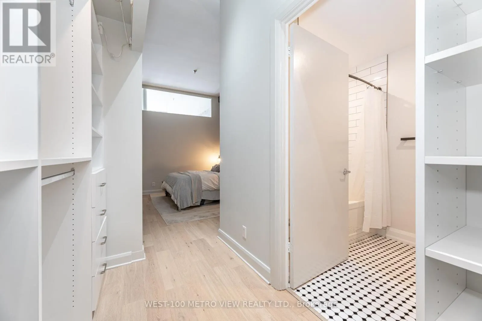 710 - 700 KING STREET W