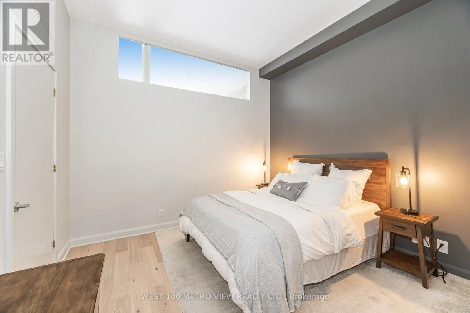 710 - 700 KING STREET W
