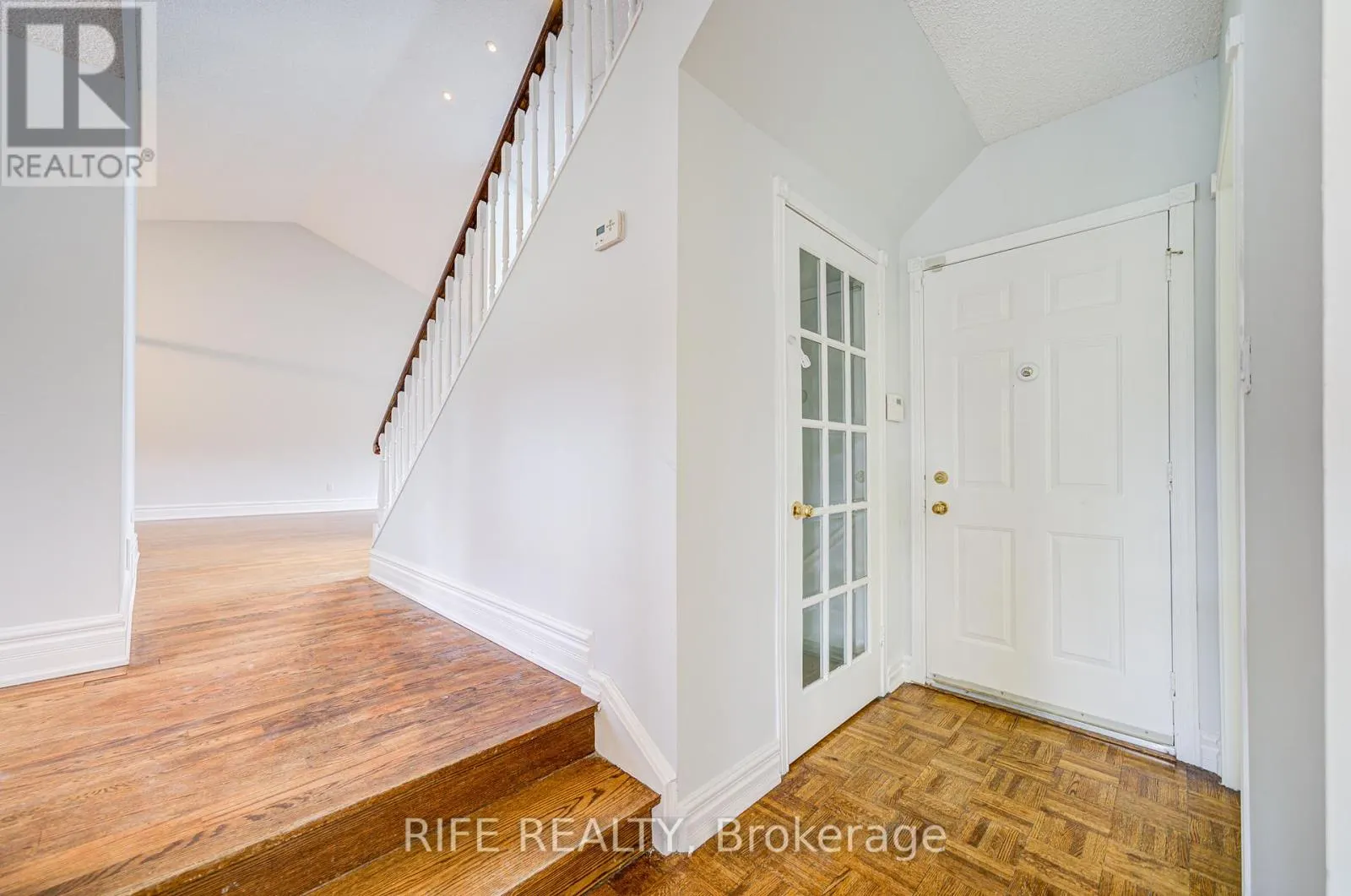 17 BRAMBLE DRIVE