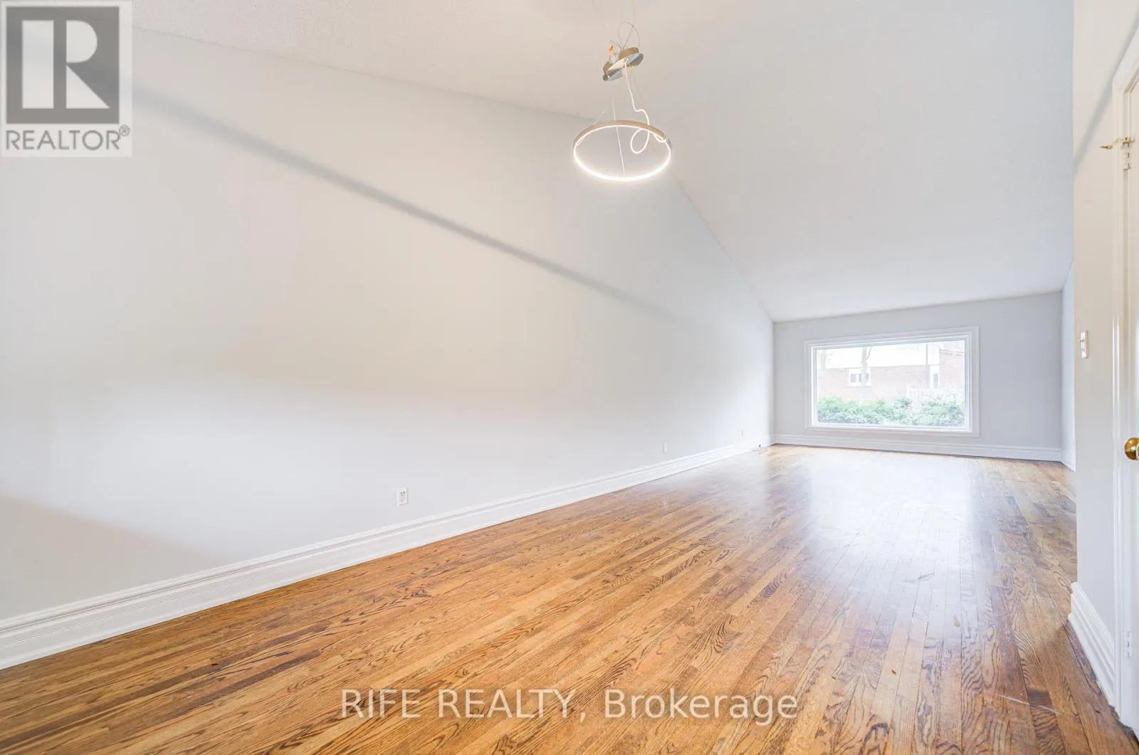 17 BRAMBLE DRIVE