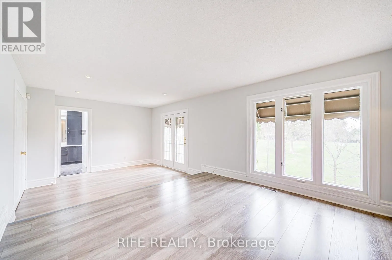 17 BRAMBLE DRIVE