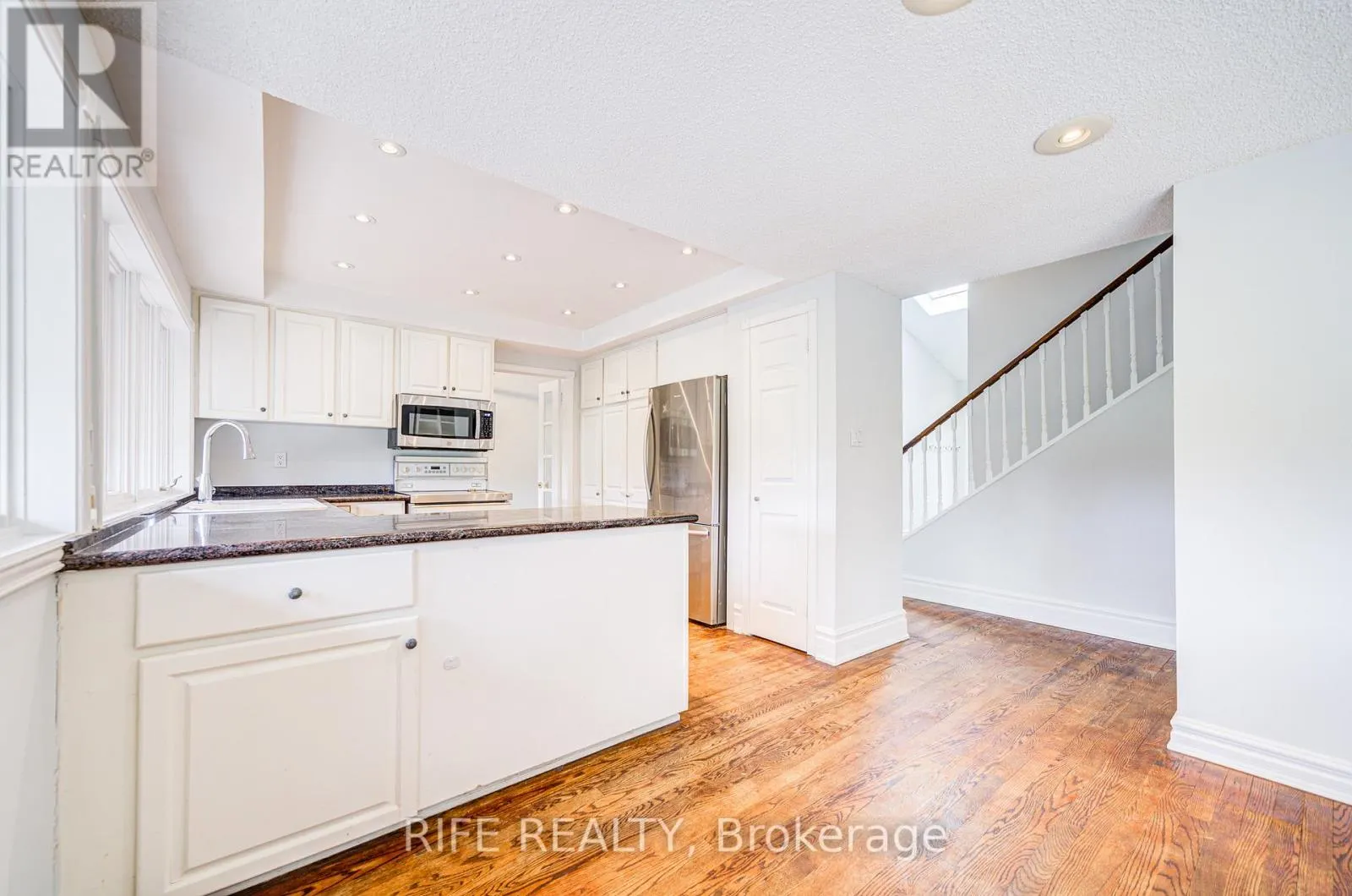 17 BRAMBLE DRIVE