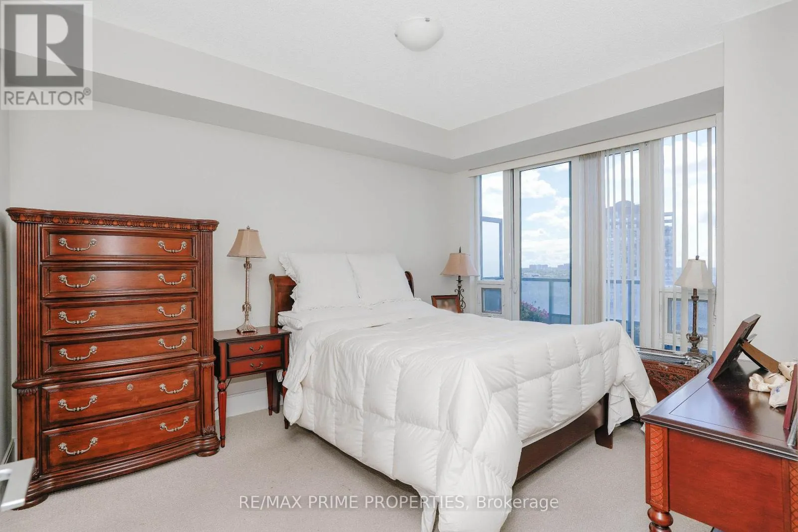 1804 - 181 WYNFORD DRIVE