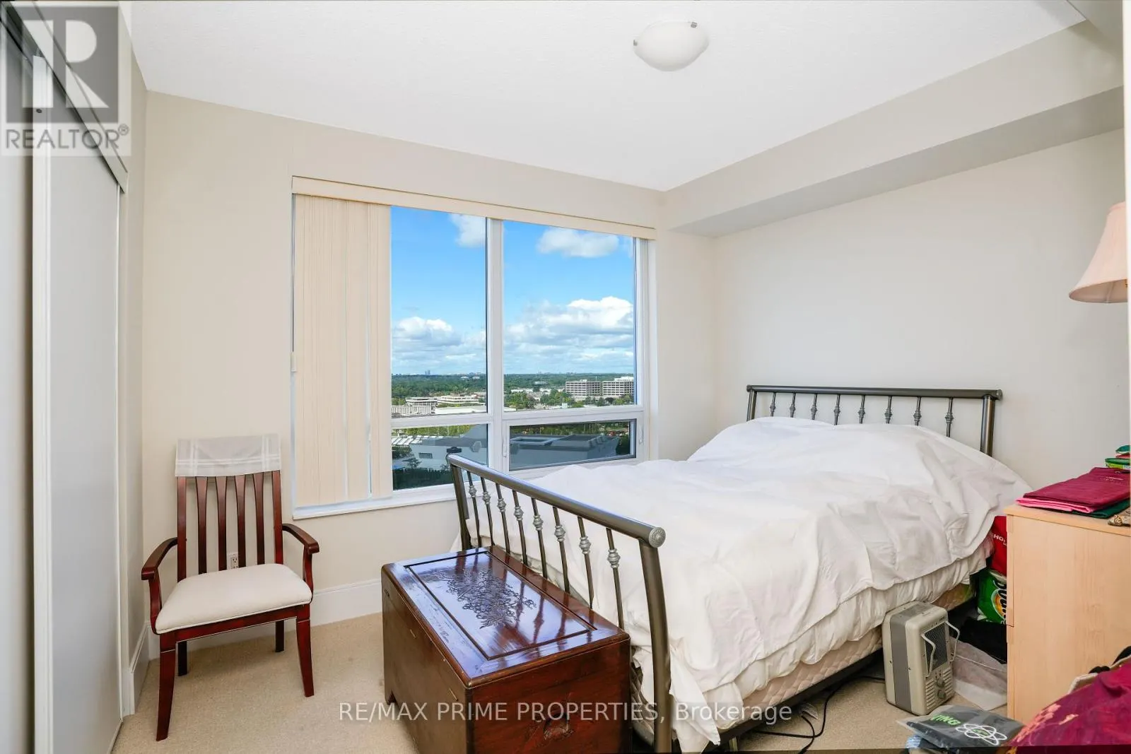 1804 - 181 WYNFORD DRIVE