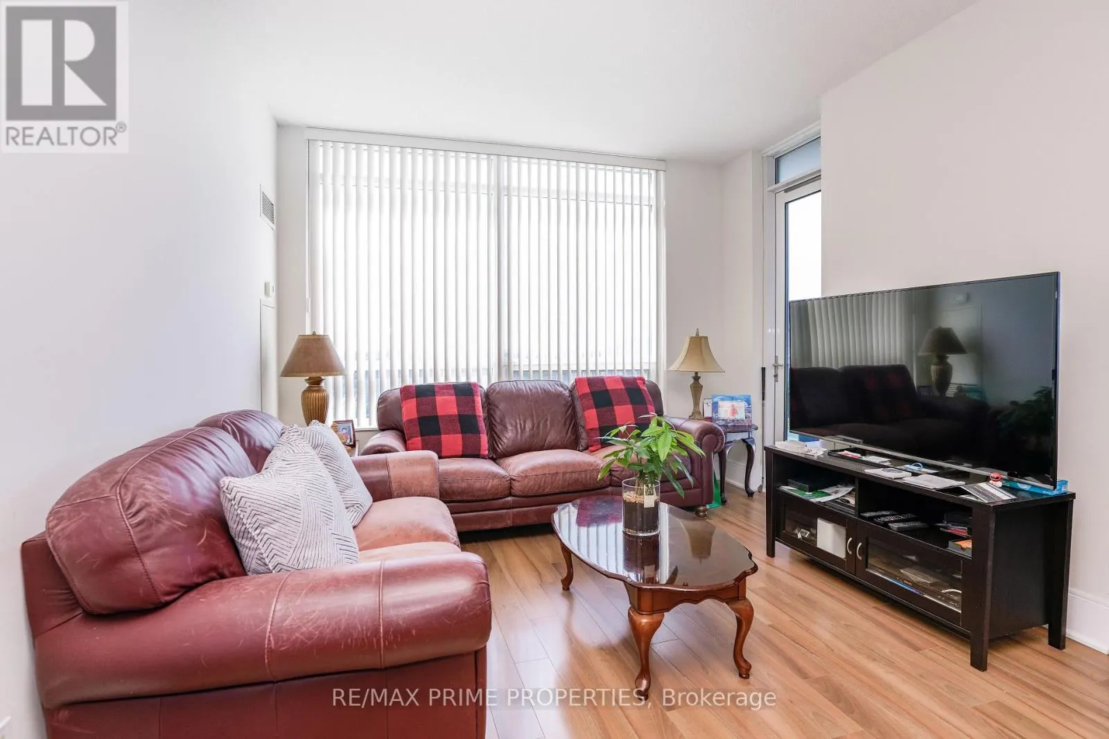 1804 - 181 WYNFORD DRIVE