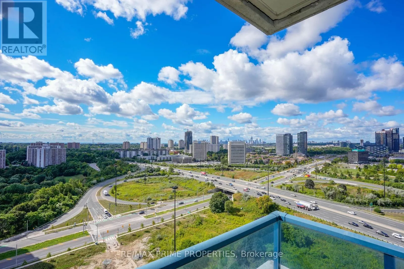 1804 - 181 WYNFORD DRIVE