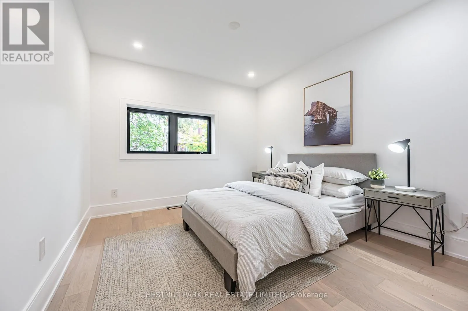 111 ROXBOROUGH DRIVE
