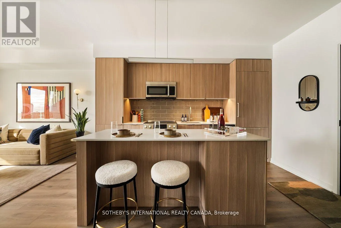 1111 - 88 BATHURST STREET