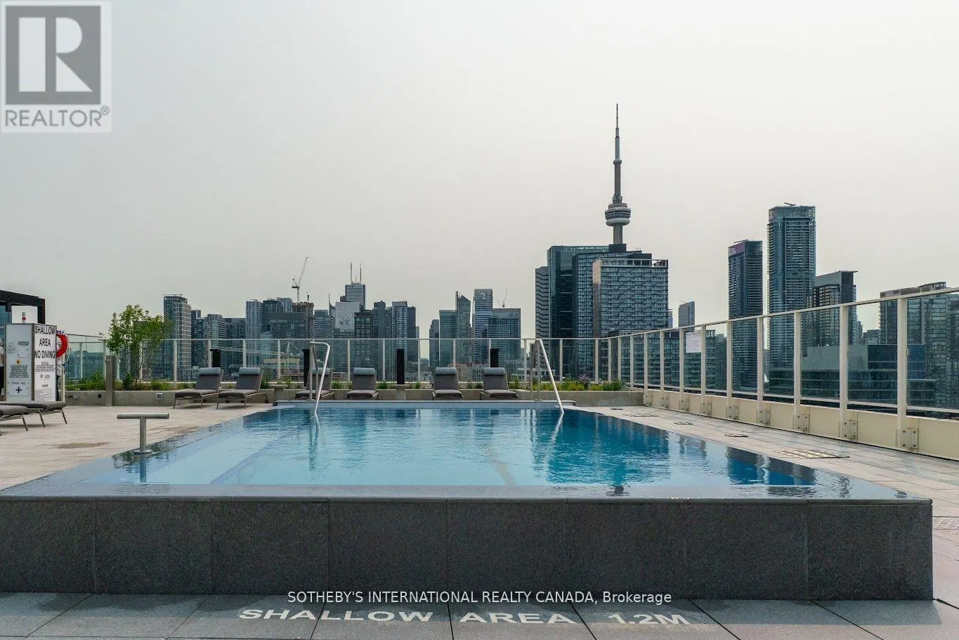 1111 - 88 BATHURST STREET