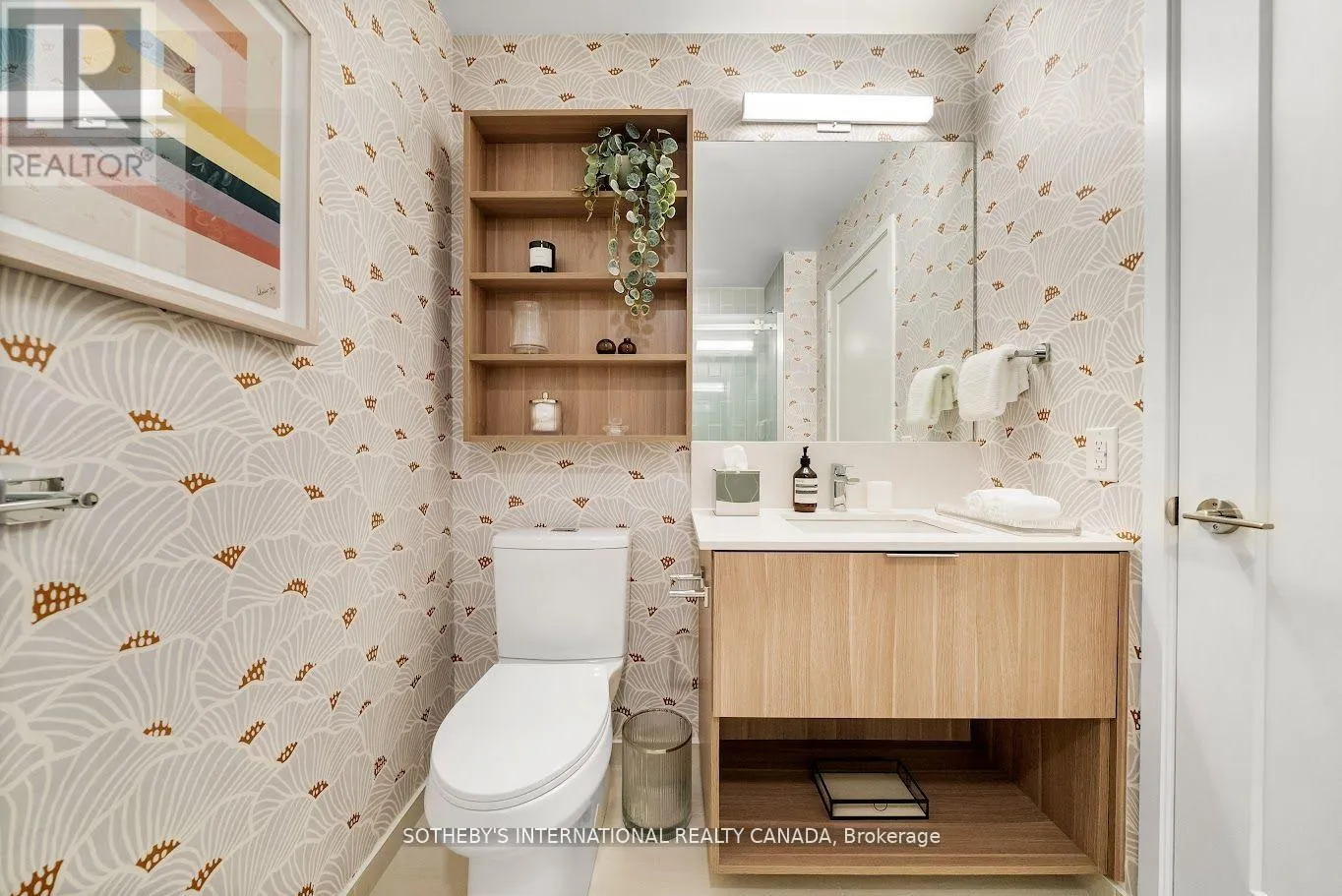 1111 - 88 BATHURST STREET