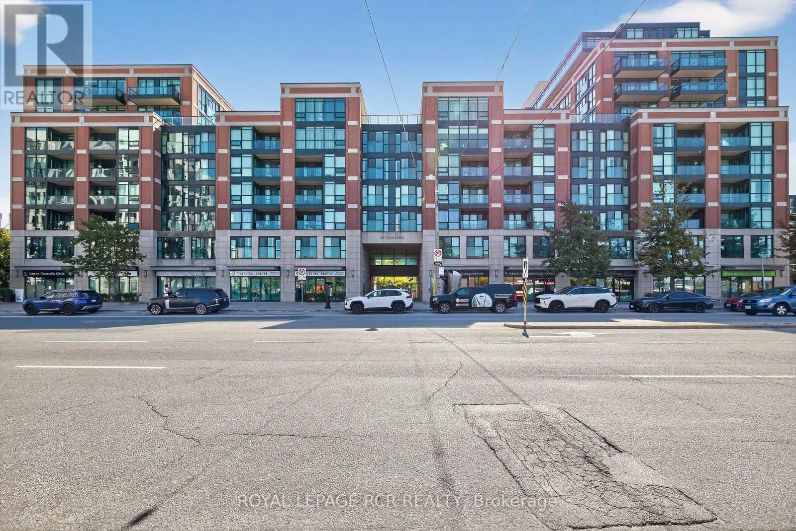 843 - 525 WILSON AVENUE