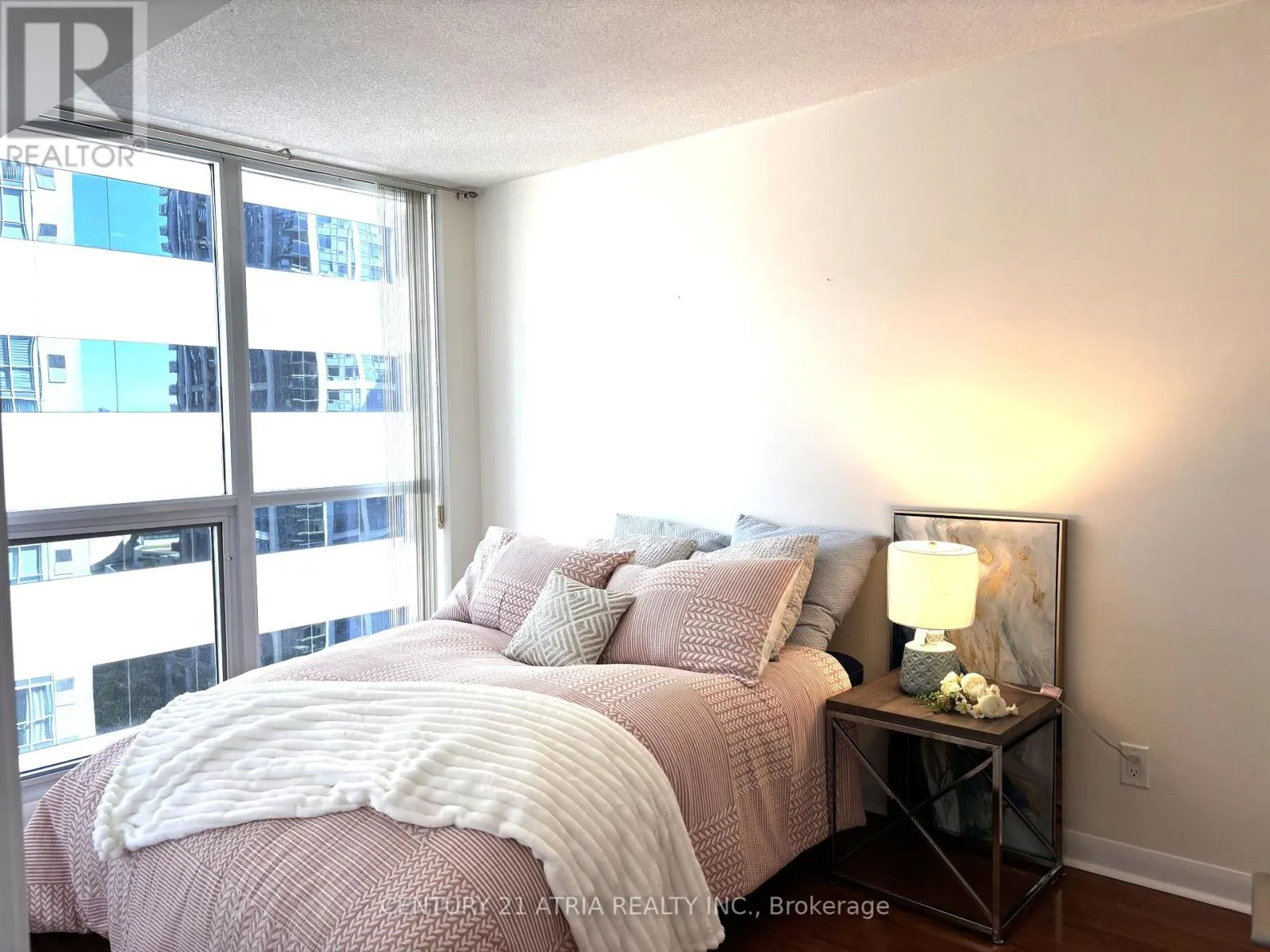 1612 - 4968 YONGE STREET