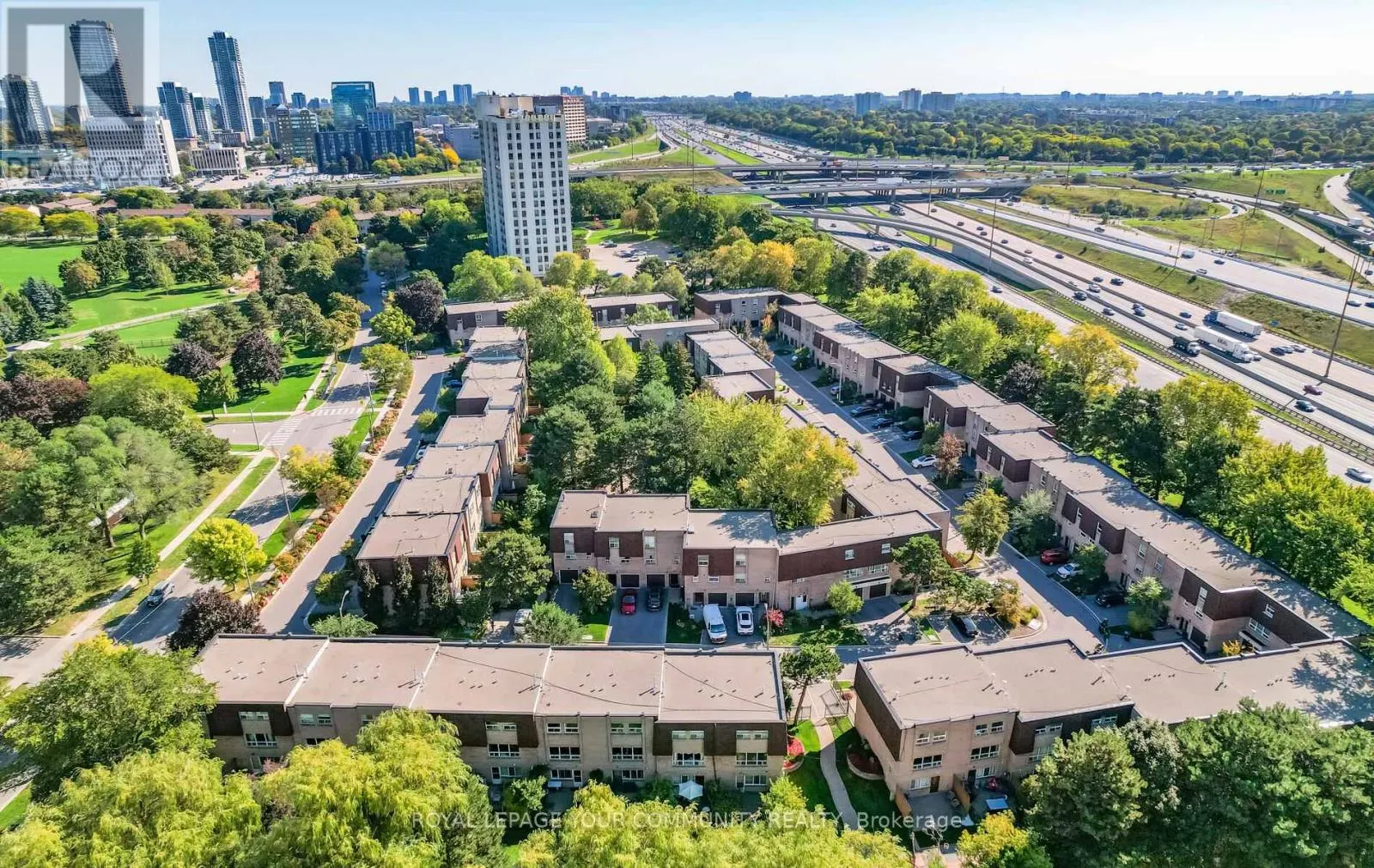 10 VILLAGE GREEN WAY