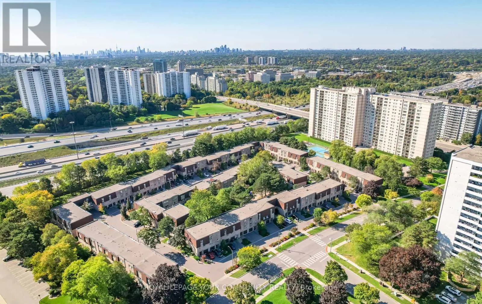 10 VILLAGE GREEN WAY