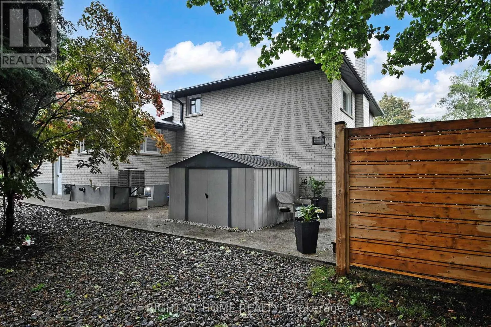 11 TEFLEY ROAD