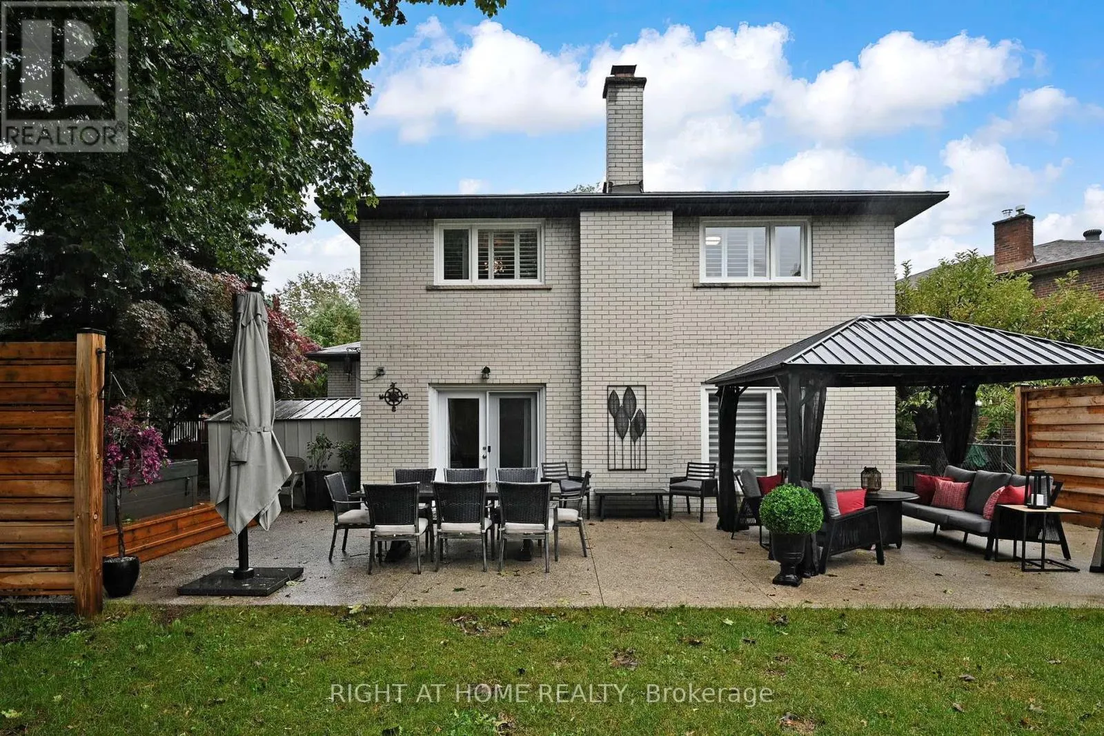 11 TEFLEY ROAD