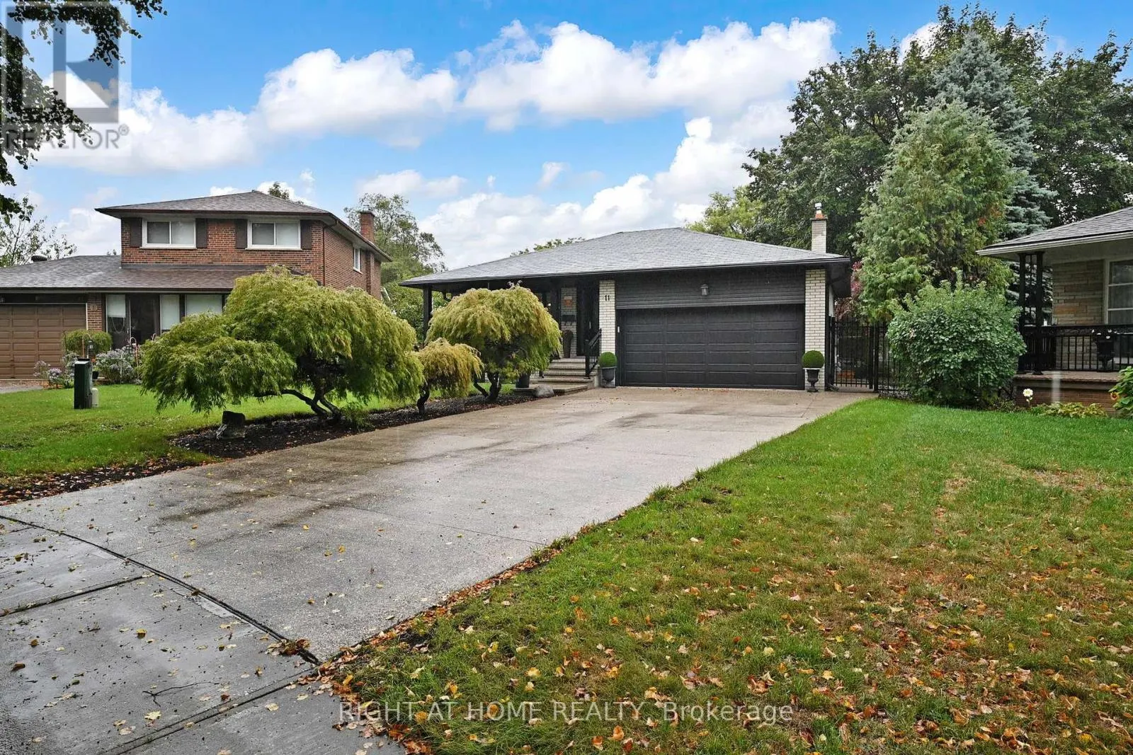 11 TEFLEY ROAD