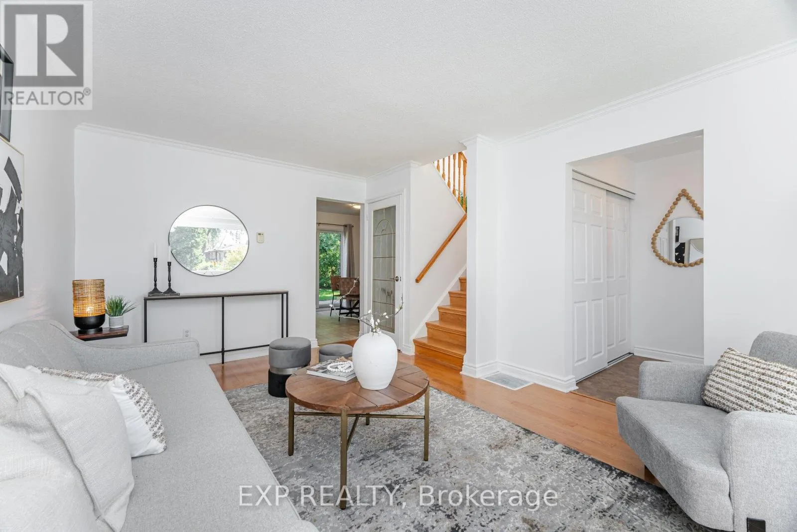 125 HOLLYBERRY TRAIL