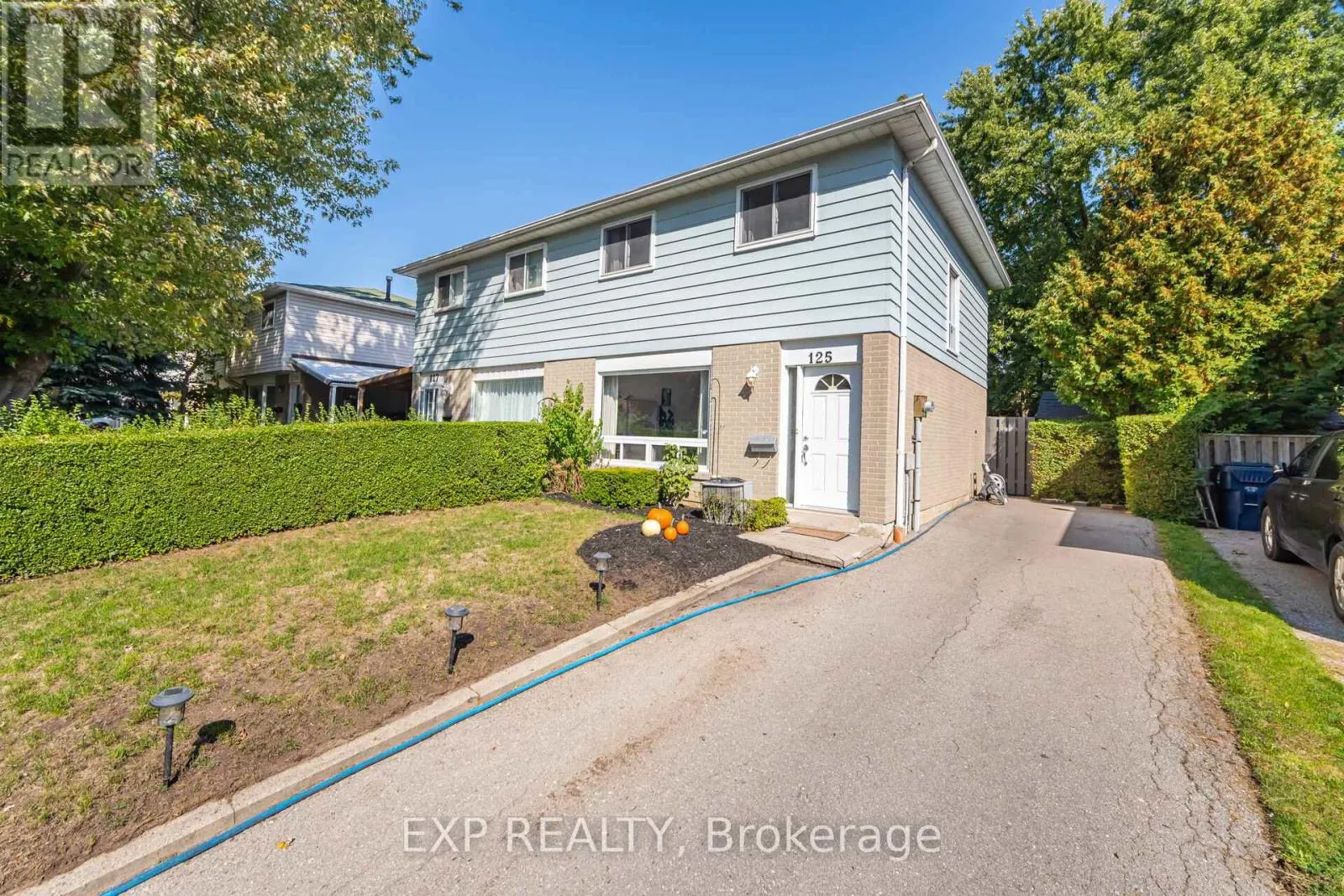 125 HOLLYBERRY TRAIL