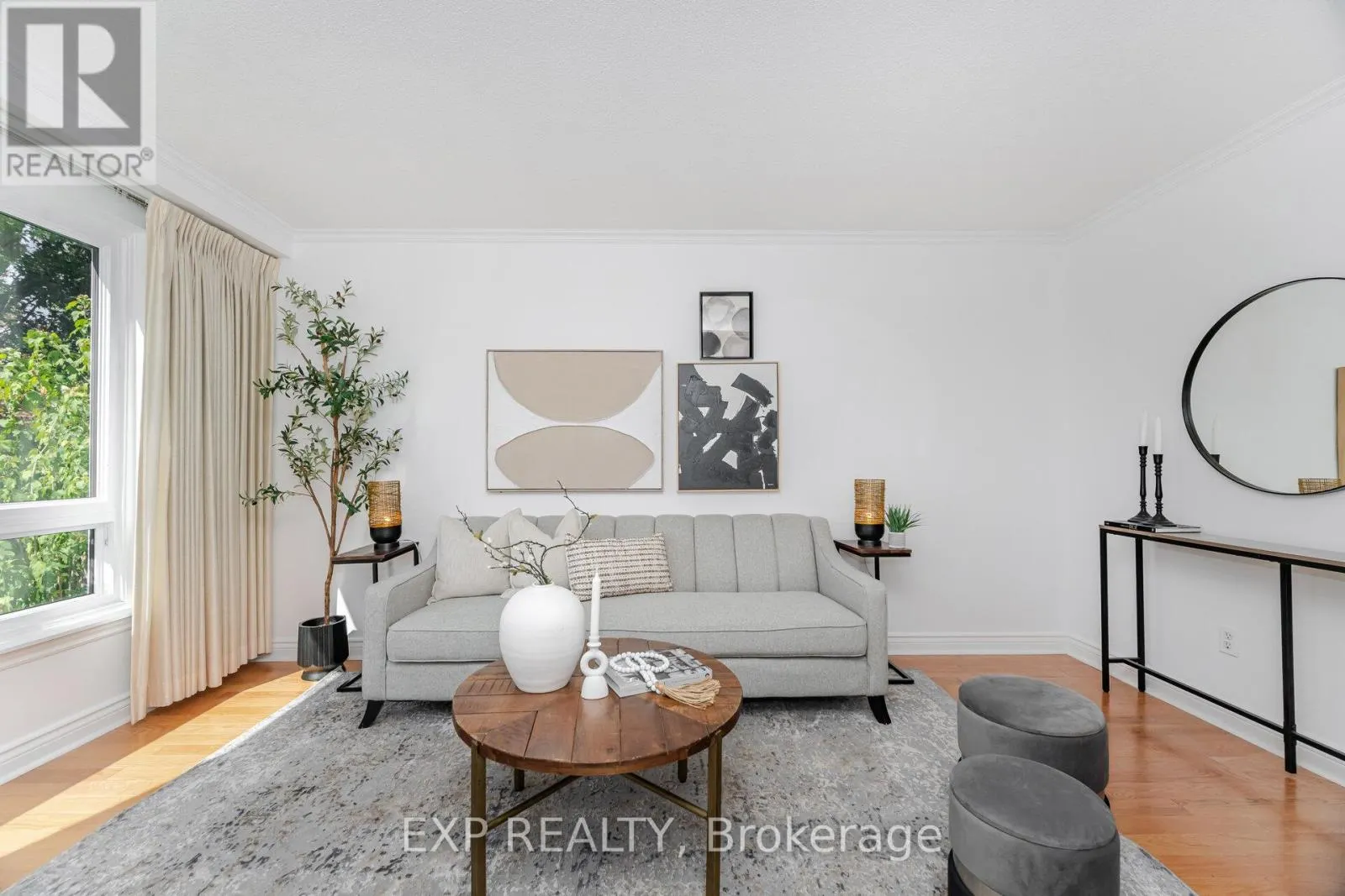 125 HOLLYBERRY TRAIL
