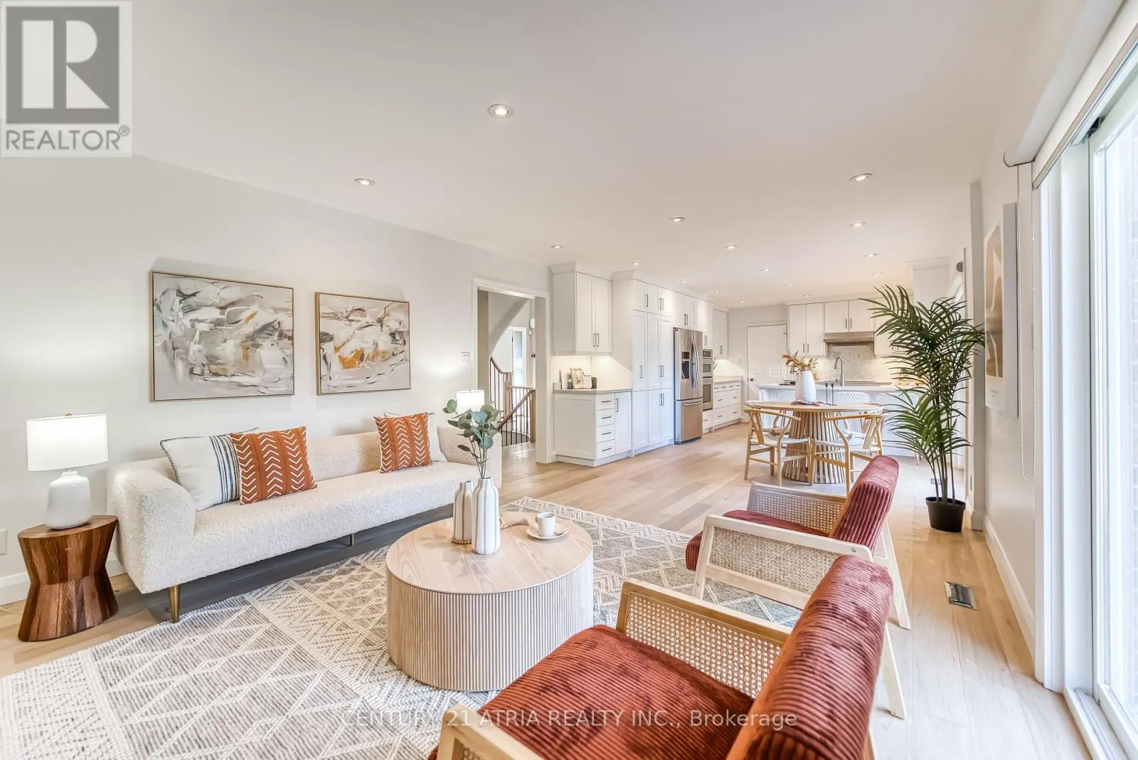 56 MAGPIE CRESCENT