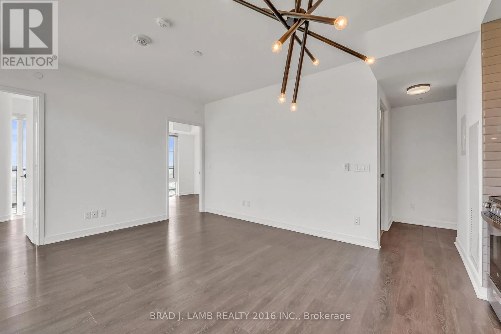 S904 - 180 MILL STREET