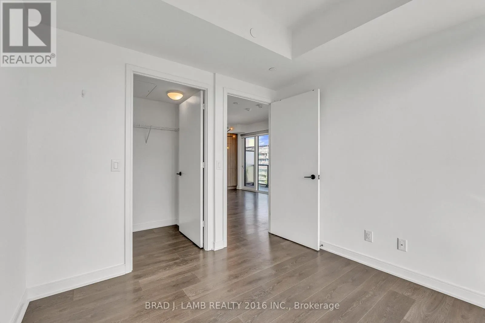S904 - 180 MILL STREET