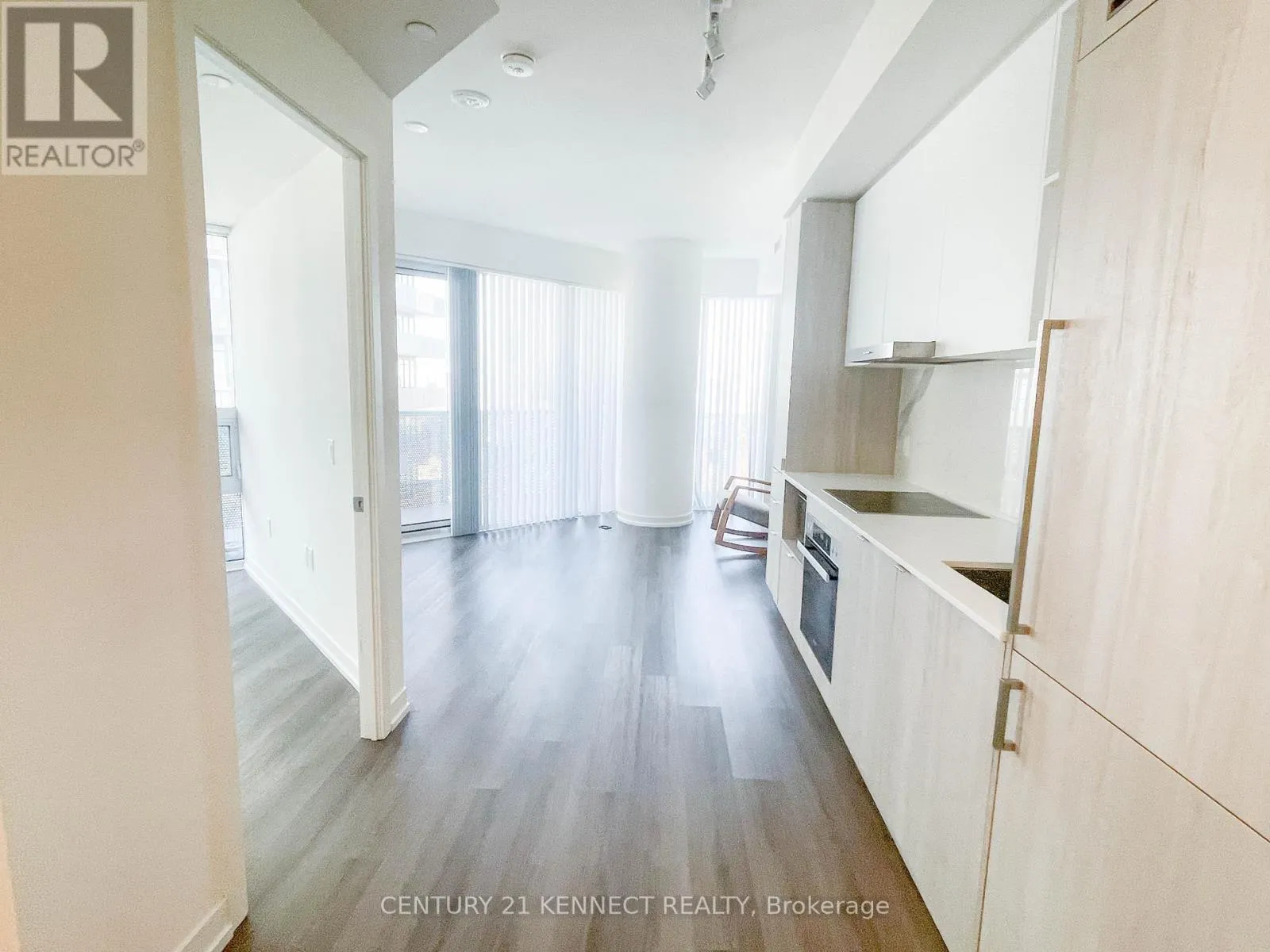 5212 - 138 DOWNES STREET