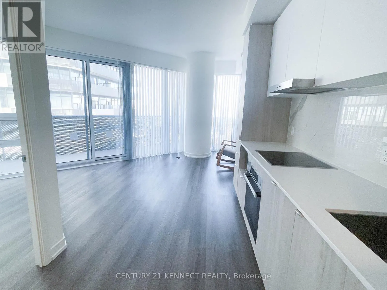 5212 - 138 DOWNES STREET