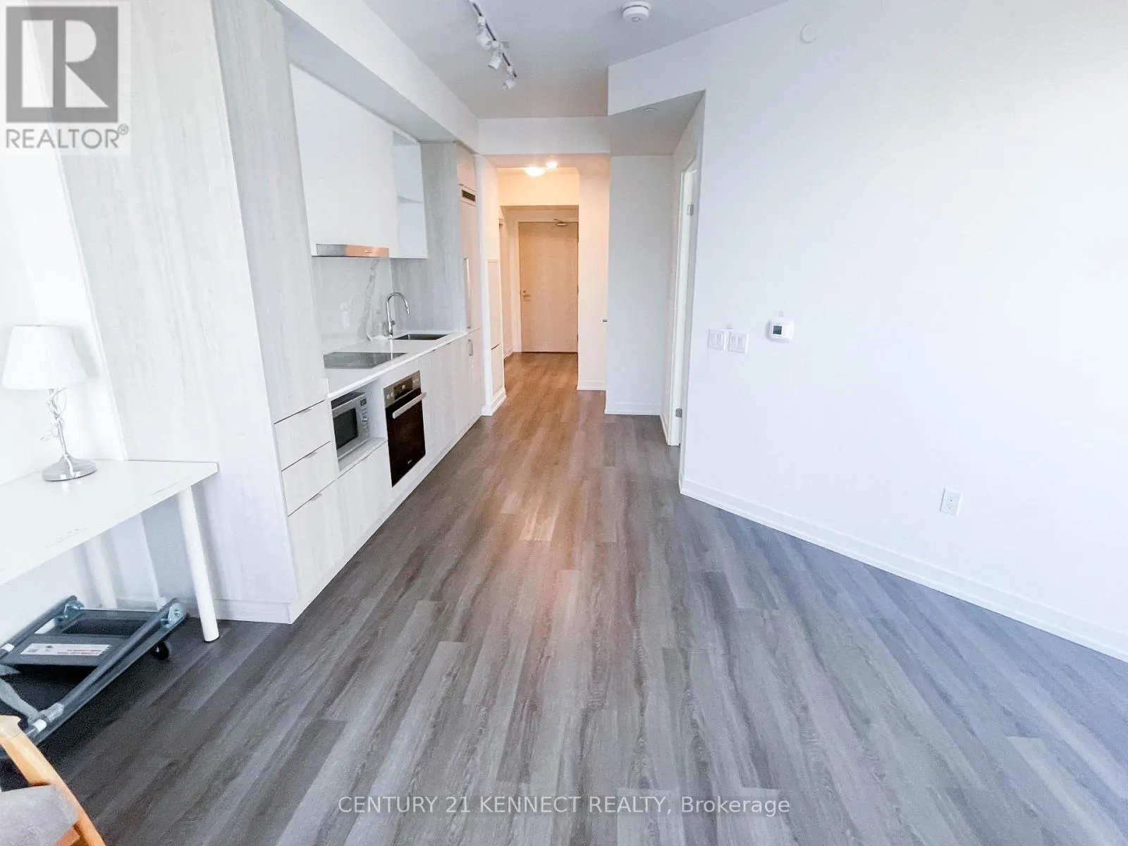 5212 - 138 DOWNES STREET