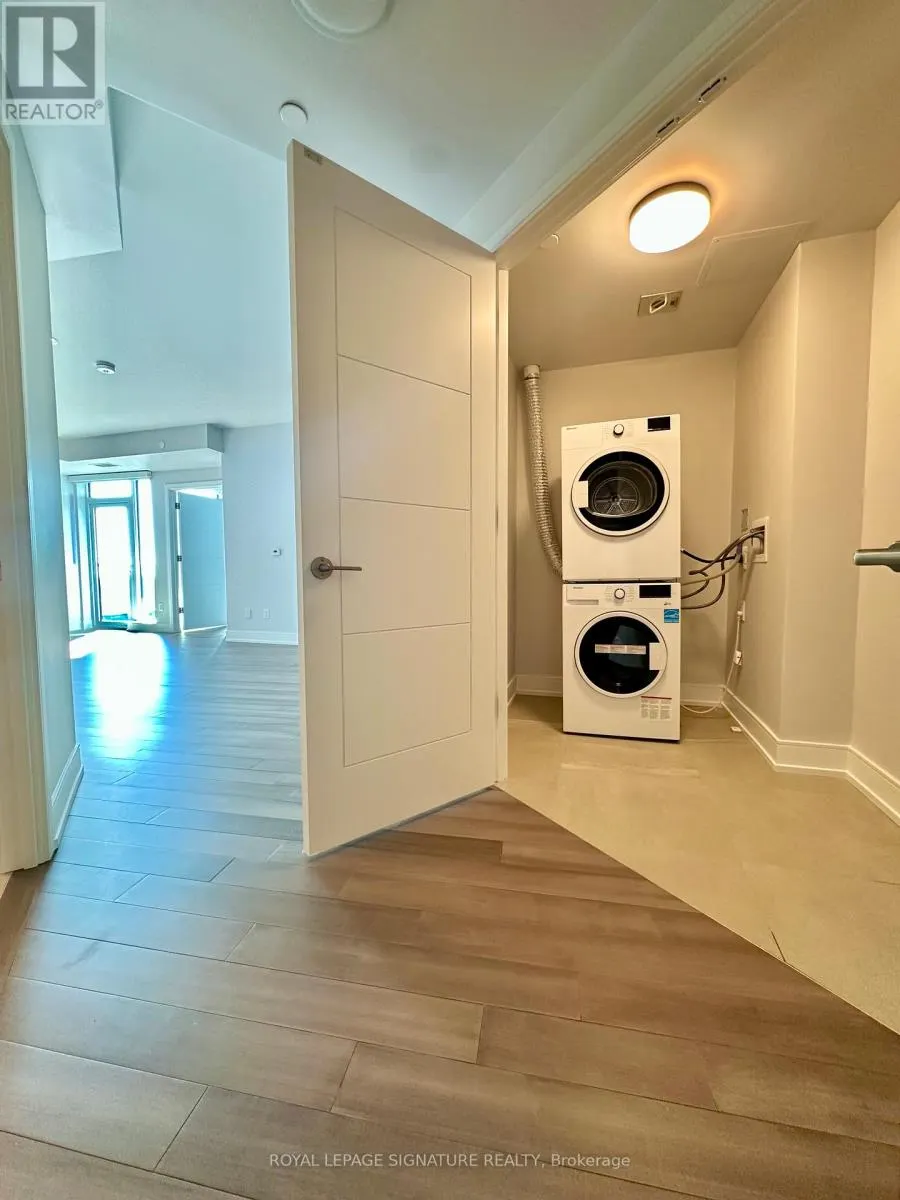 1201 - 2525 BATHURST STREET