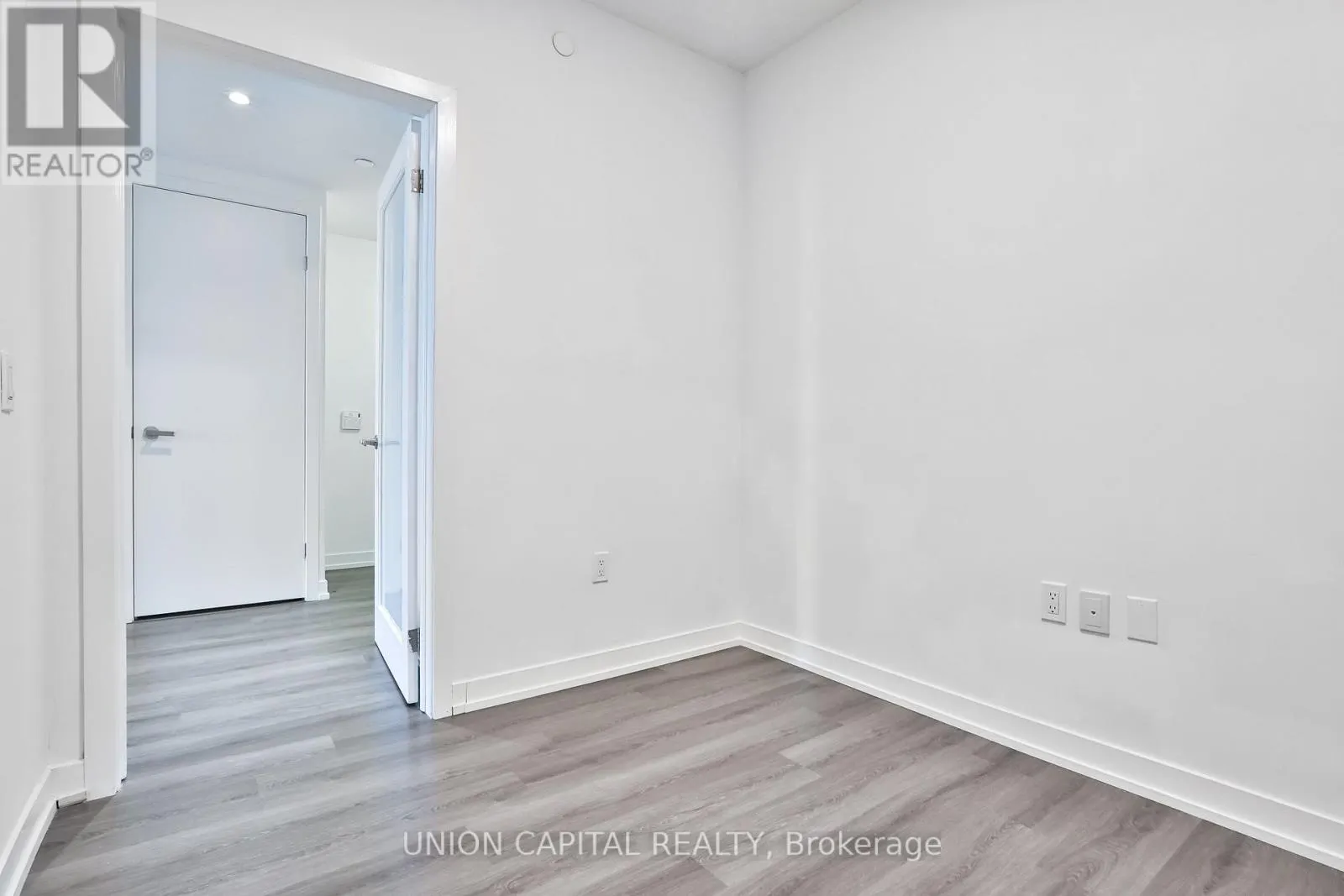 4602 - 138 DOWNES STREET
