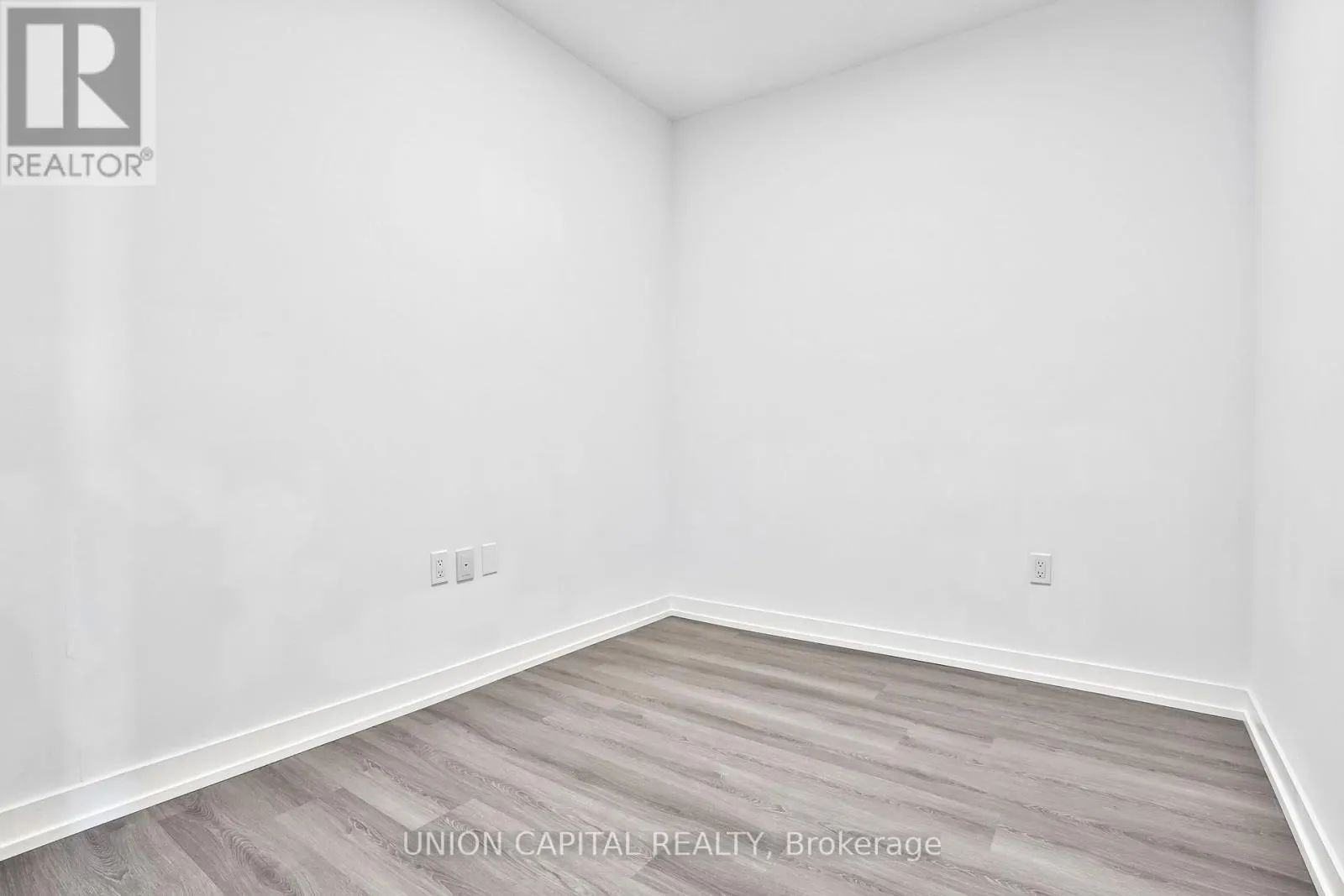 4602 - 138 DOWNES STREET