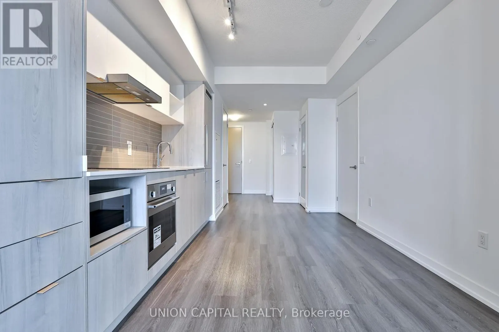 4602 - 138 DOWNES STREET