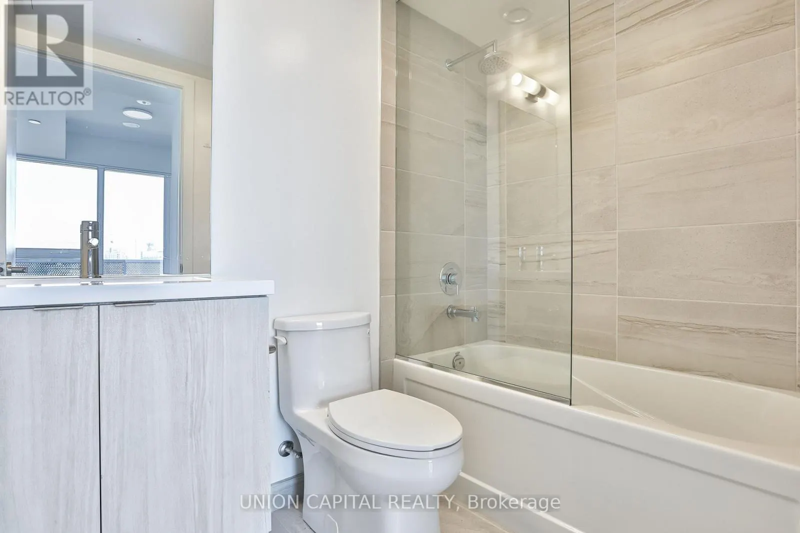 4602 - 138 DOWNES STREET