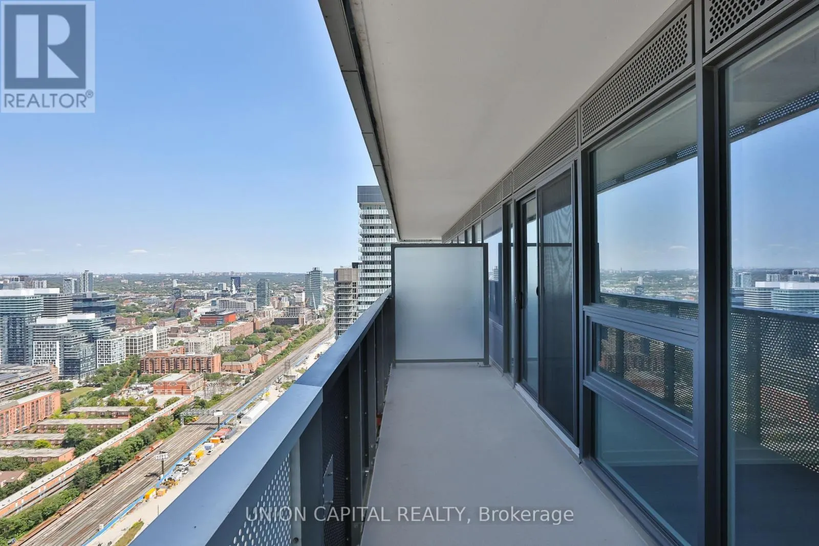 4602 - 138 DOWNES STREET