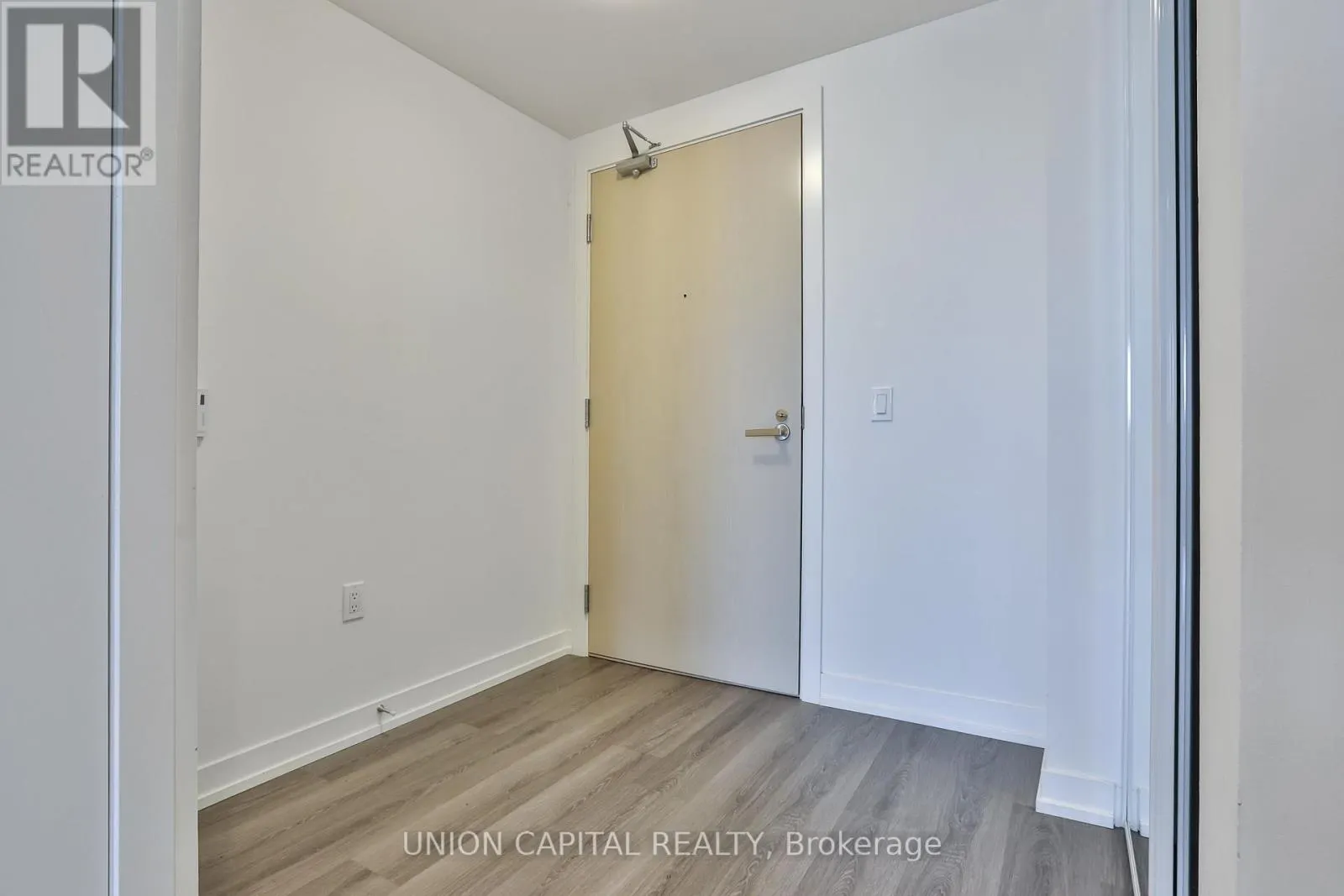 4602 - 138 DOWNES STREET