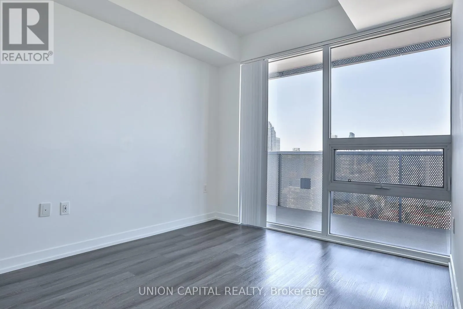 4602 - 138 DOWNES STREET