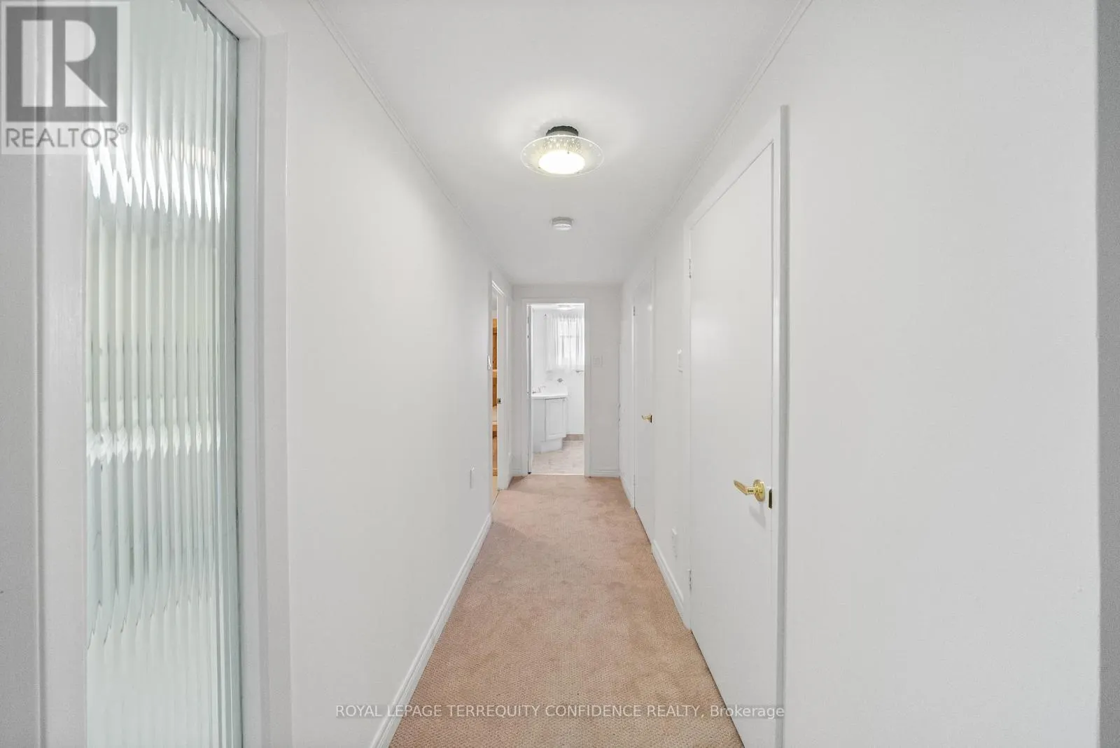 51 RAVENSCROFT CIRCLE