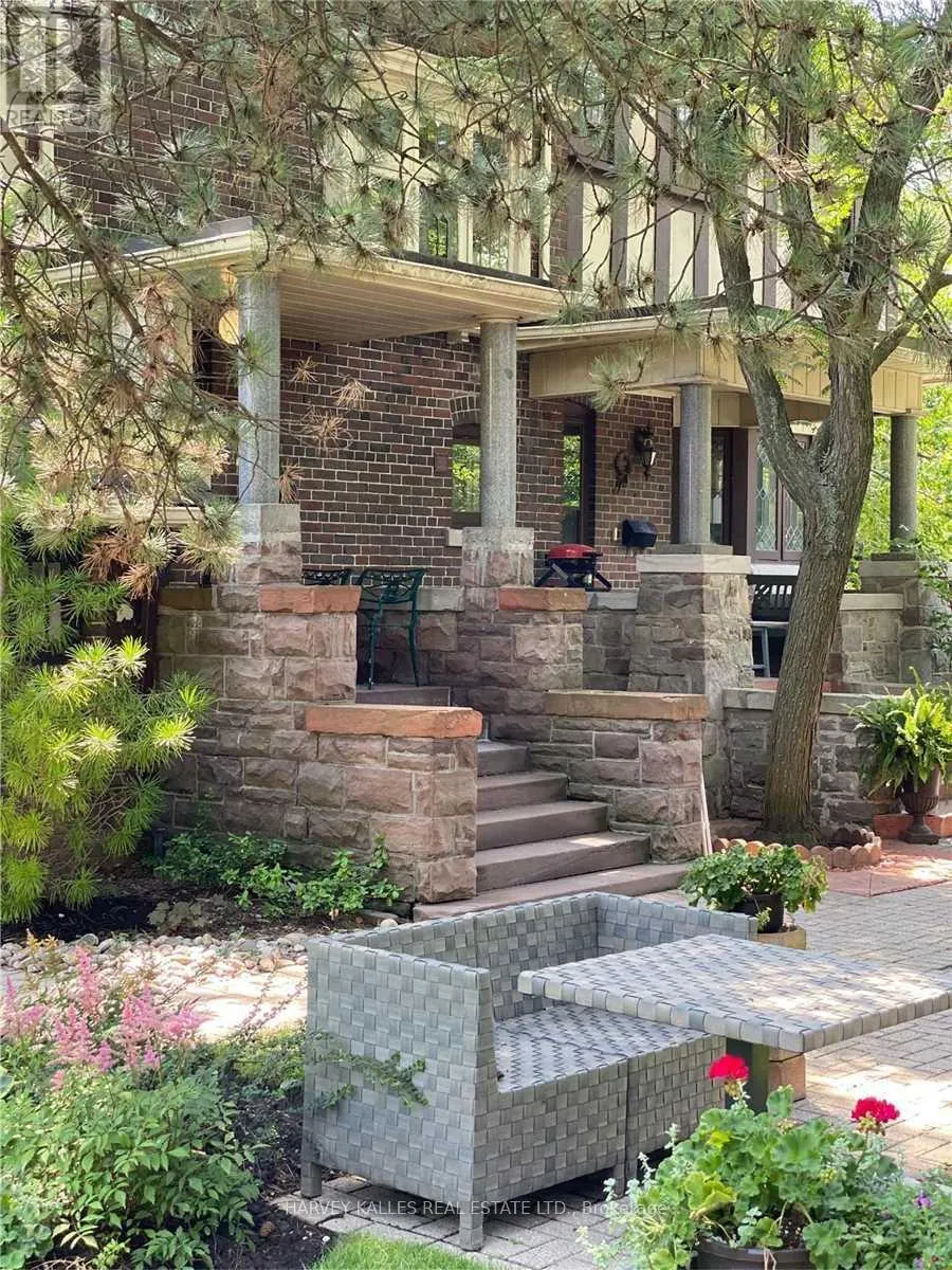 3 - 1 GARFIELD AVENUE