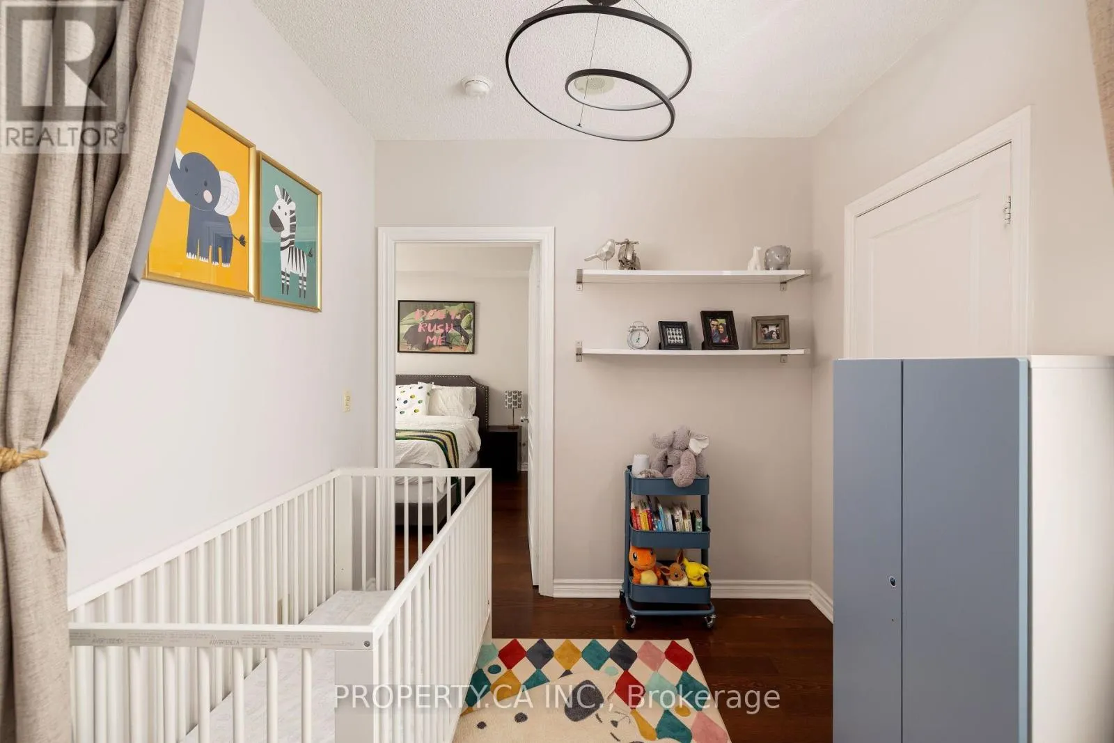 614 - 168 KING STREET E