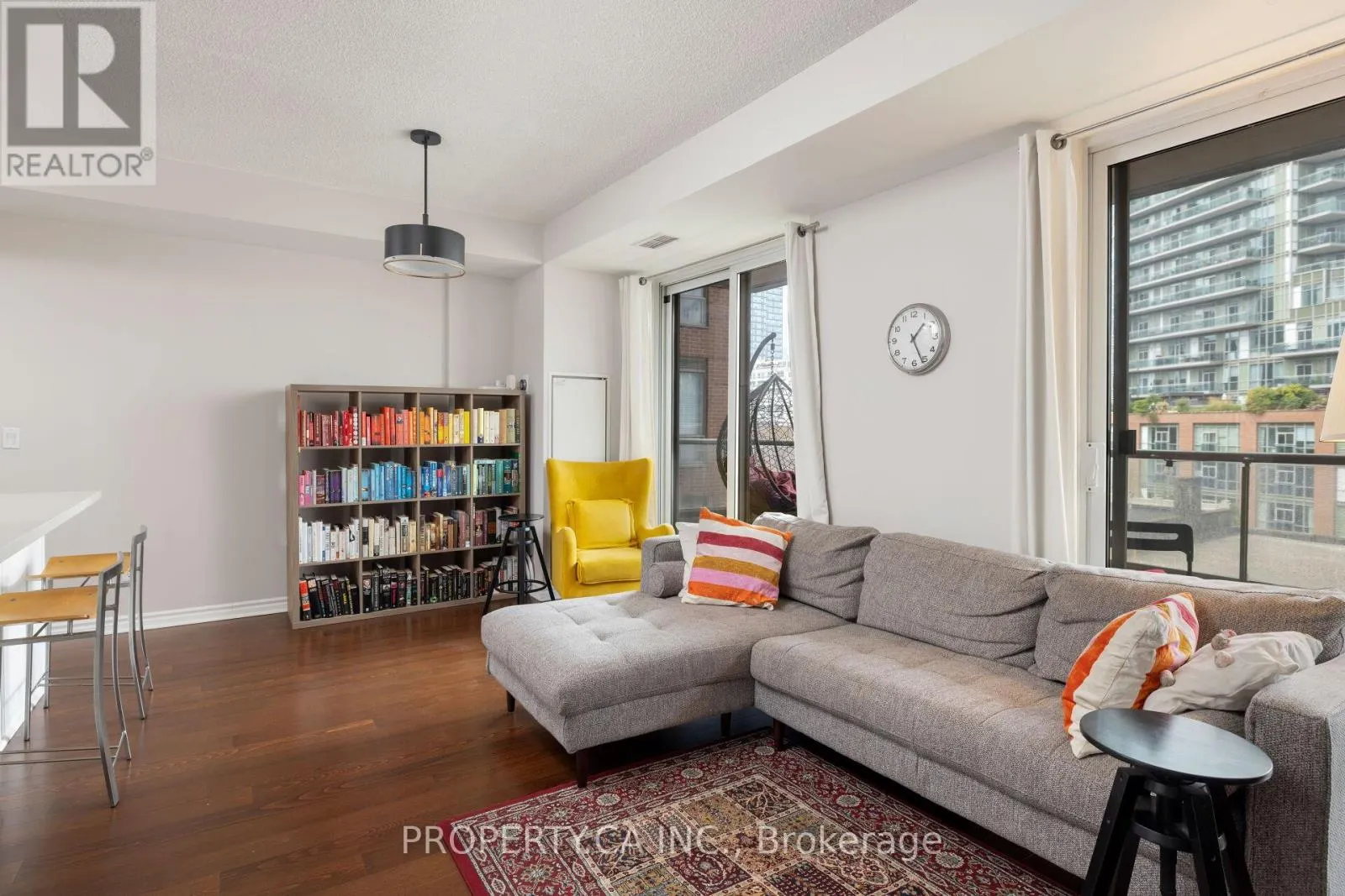 614 - 168 KING STREET E