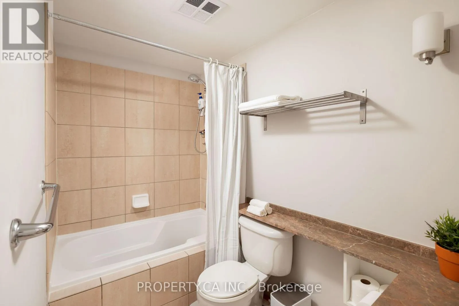 614 - 168 KING STREET E
