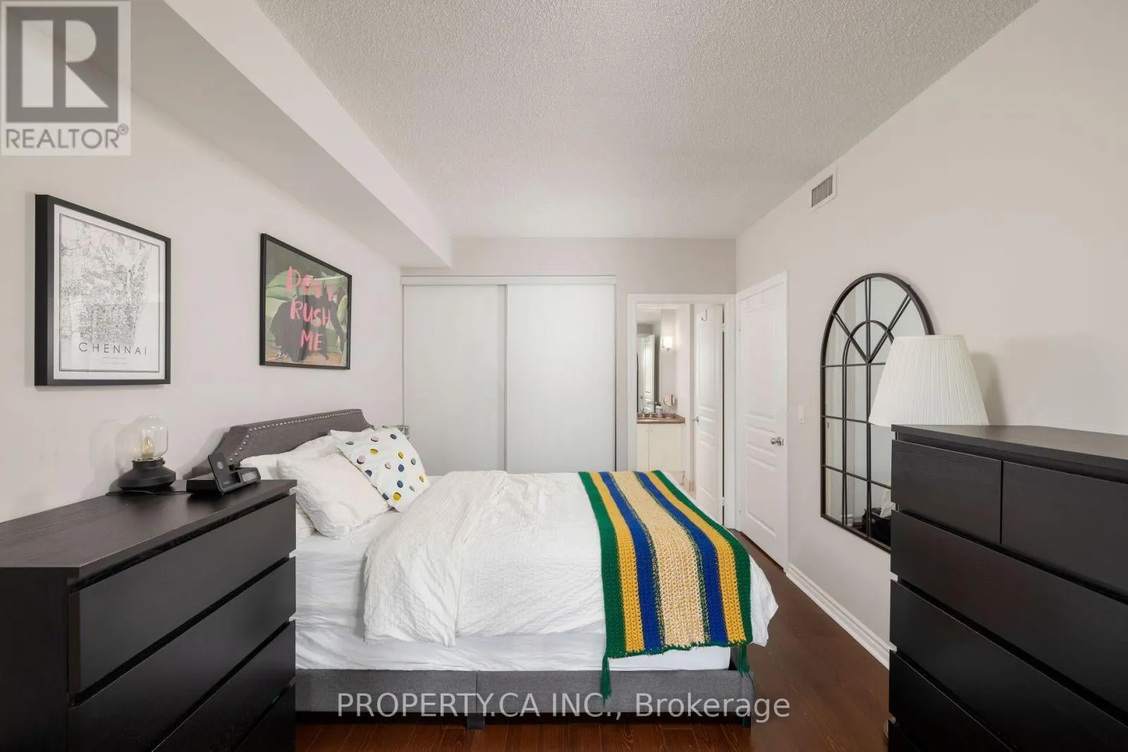 614 - 168 KING STREET E