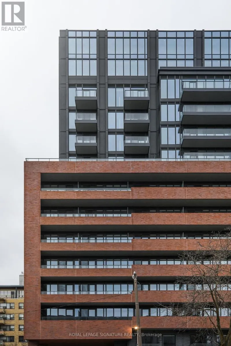 903 - 2525 BATHURST STREET