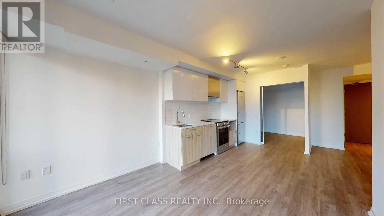 417 - 251 JARVIS STREET